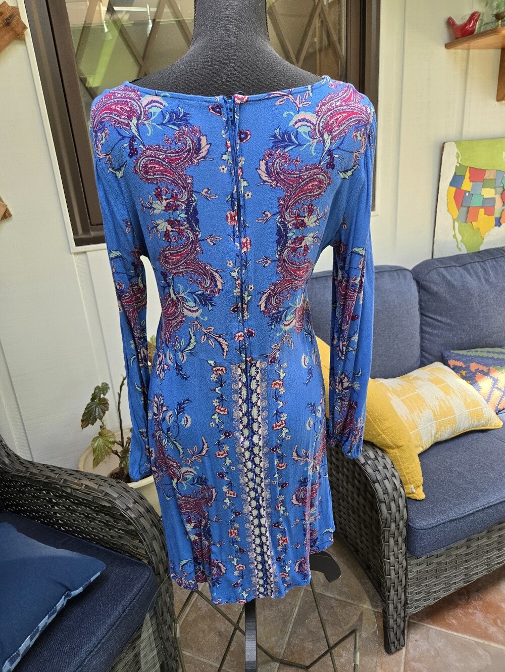 Xhilaration Mini Dress - Size L, Fits Like A Medium - Picture 2 of 4